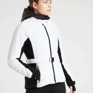 NWOT Athleta Grace Peak Jacket, Bright White/Black SIZE S